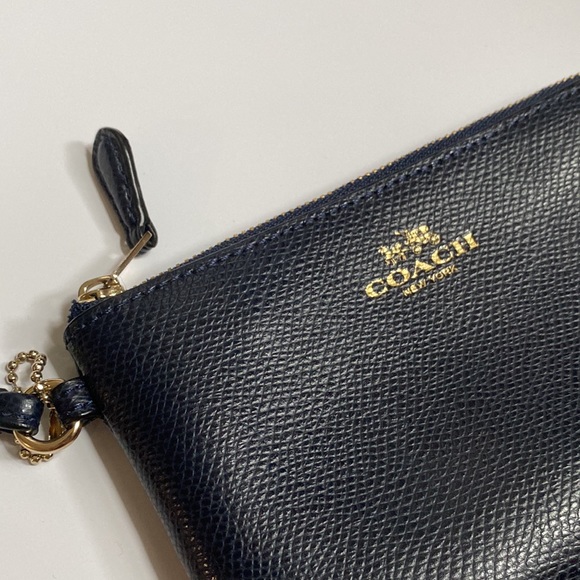 Coach wristlet - Picture 2 of 3